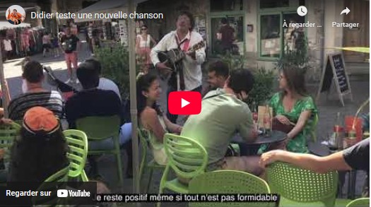 Didier teste une nouvelle chanson